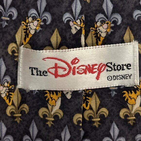 The Disney Store - Tigger - Fleur De Lis Design Men's 100% Silk Neck Tie 3.75x62 - Picture 9 of 9